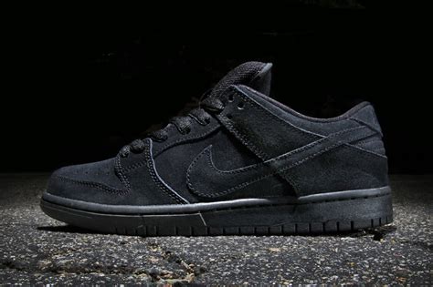 nike dunk low black men.